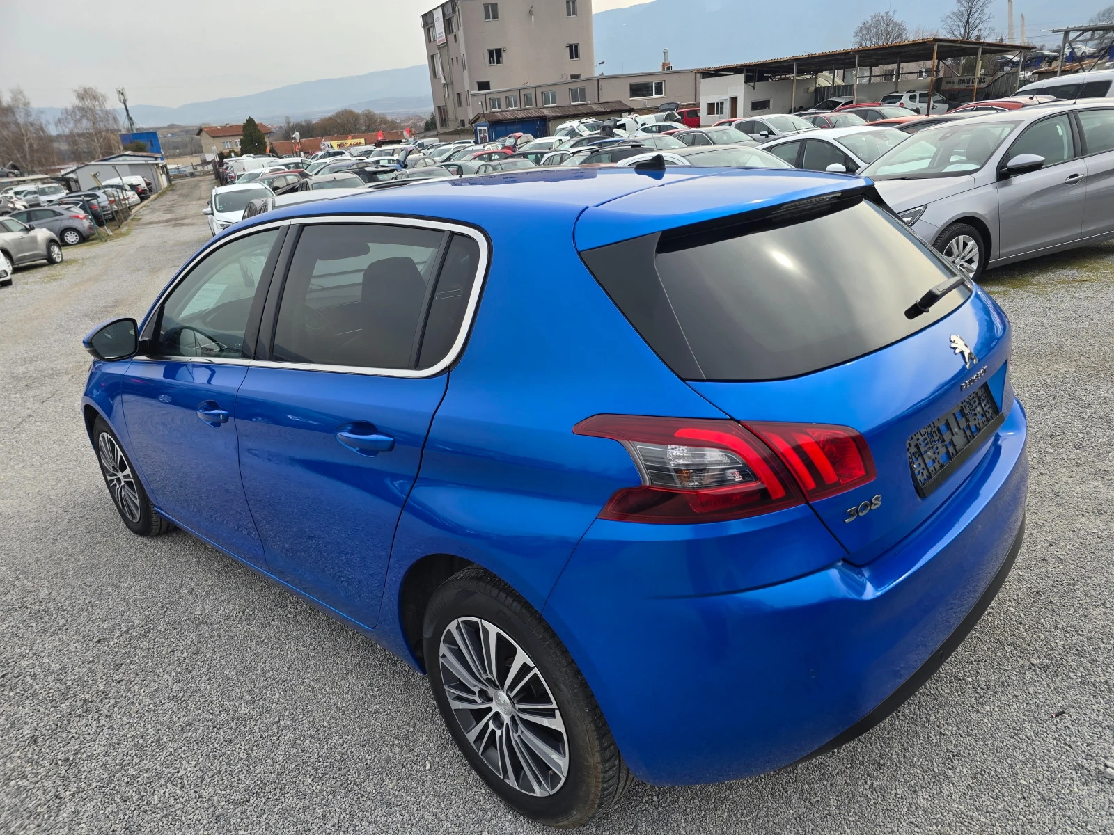 Peugeot 308 1.5HDI-131k.c-FACE-NAVI - изображение 7