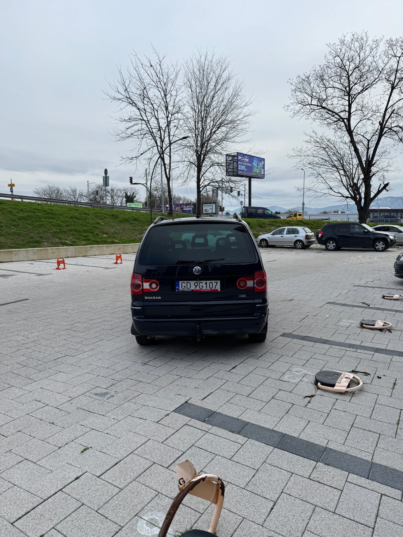 VW Sharan, снимка 4 - Автомобили и джипове - 53745501