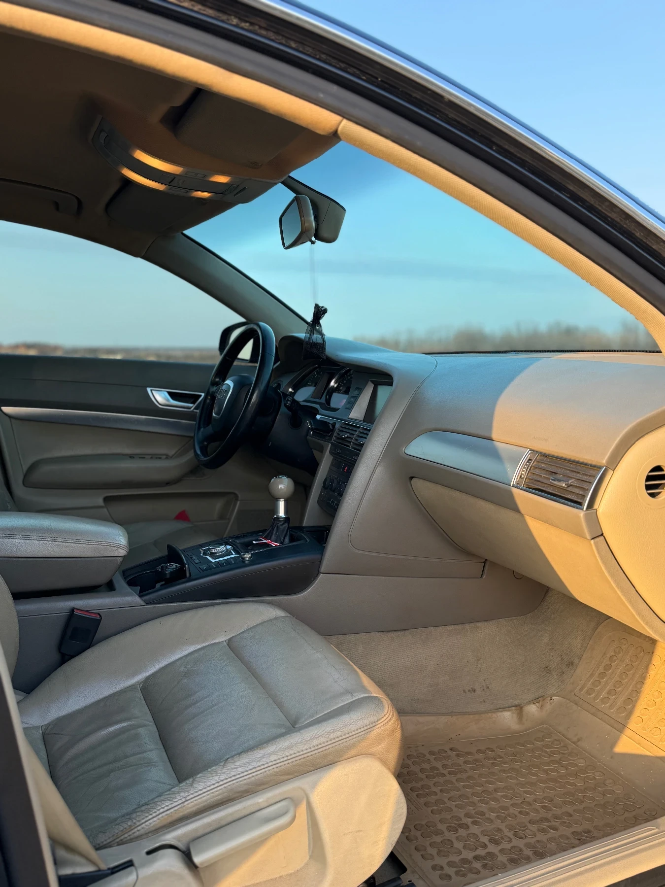 Audi A6 2.0TDI S-LINE, снимка 8 - Автомобили и джипове - 53866493