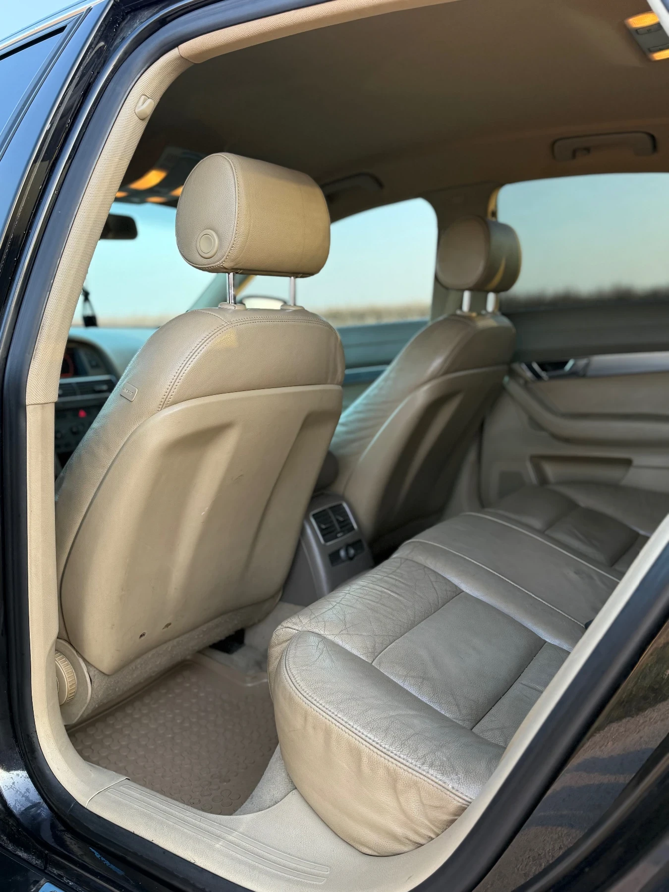 Audi A6 2.0TDI S-LINE, снимка 9 - Автомобили и джипове - 53866493