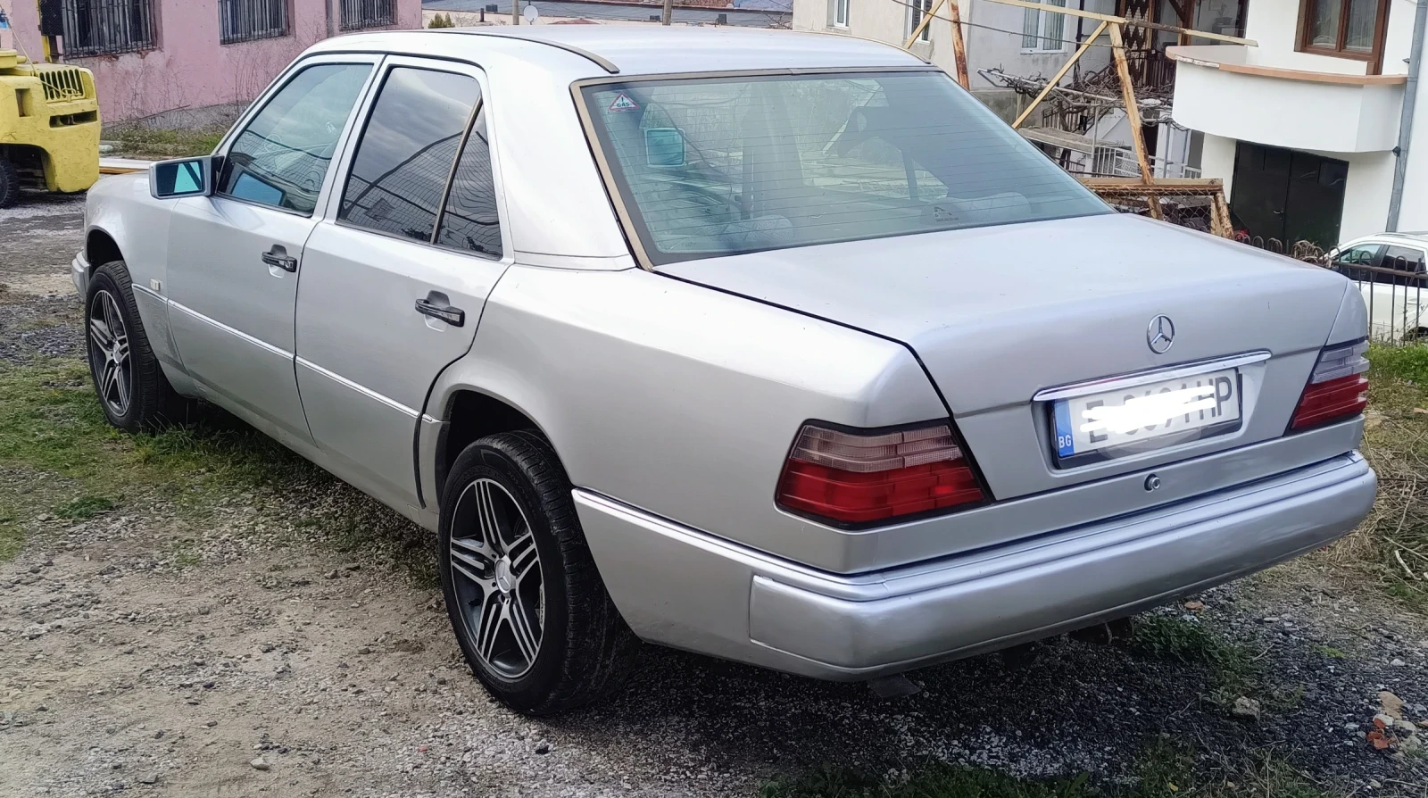 Mercedes-Benz 124 FACE 2.0 136 к.с., снимка 2 - Автомобили и джипове - 53905730