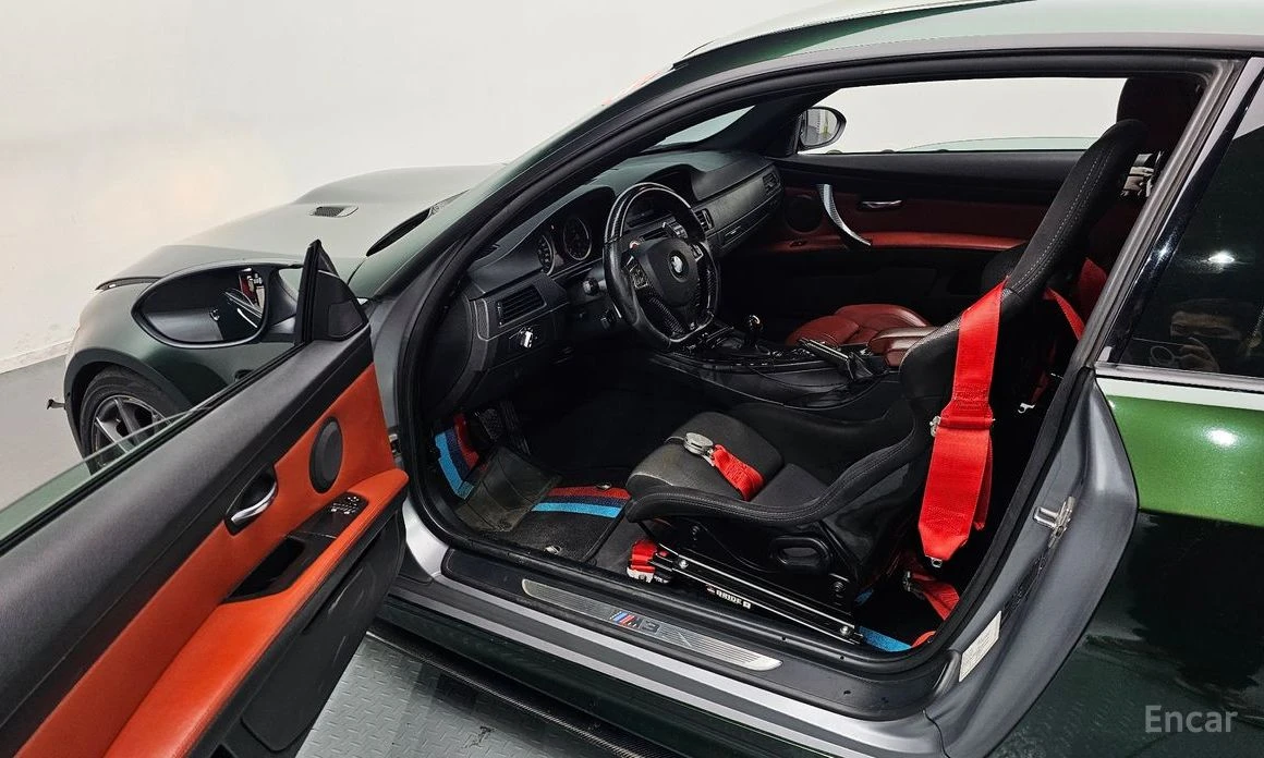 BMW M3 * V8* BRIDE* CARPLAY* FULL* , снимка 7 - Автомобили и джипове - 53995534