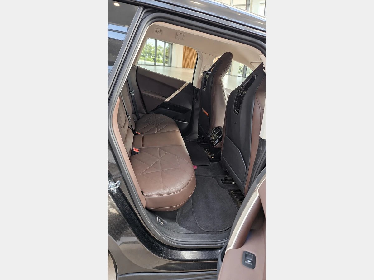 BMW iX 40 Sport | 360  | Comfort Access | 4-Zone Climate | Mobile.bg � ����������� 12