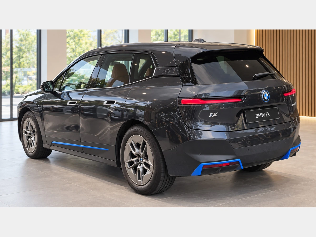 BMW iX 40 Sport | 360  | Comfort Access | 4-Zone Climate | Mobile.bg � ����������� 6