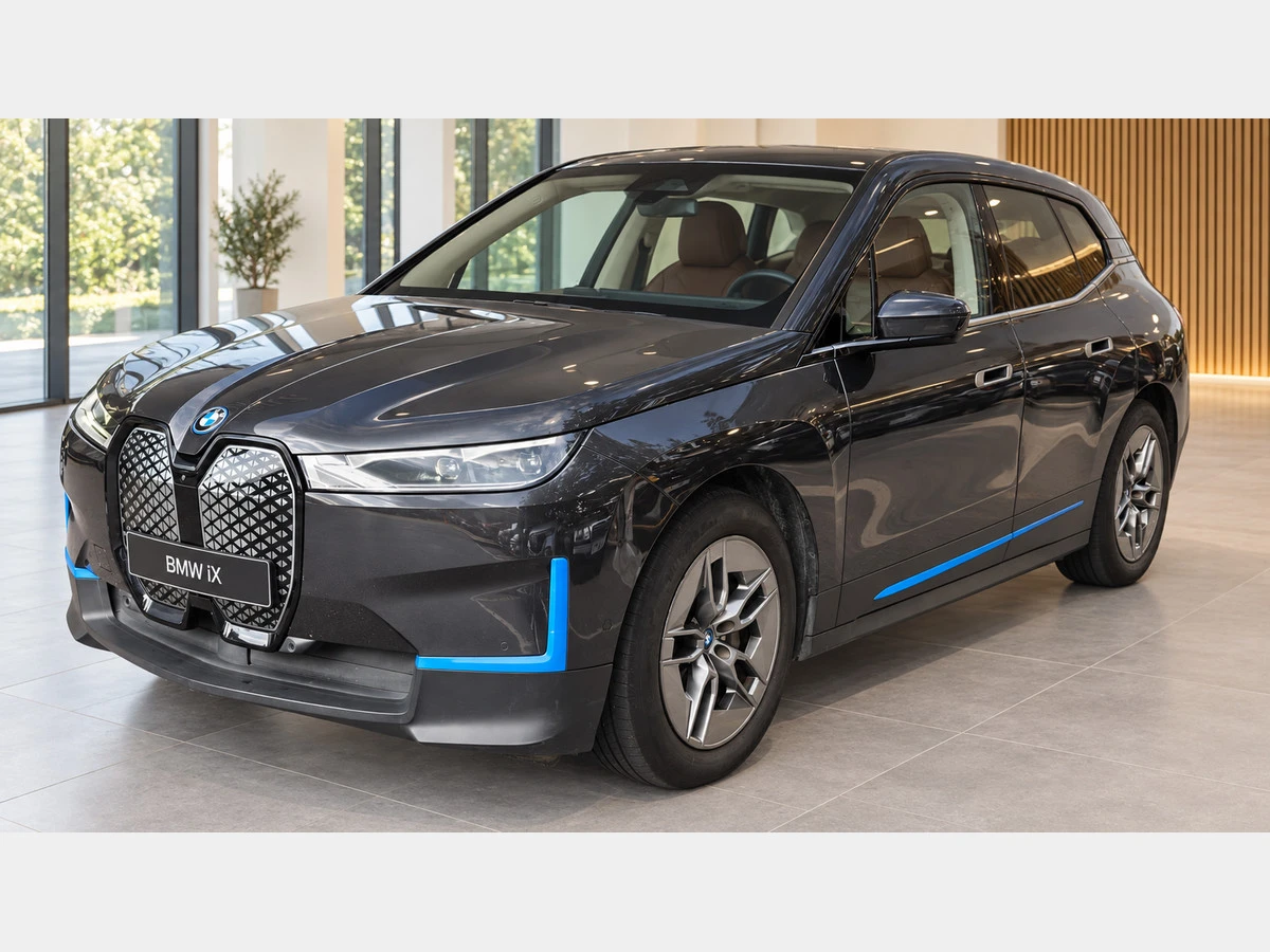 BMW iX 40 Sport | 360  | Comfort Access | 4-Zone Climate | Mobile.bg � ����������� 3