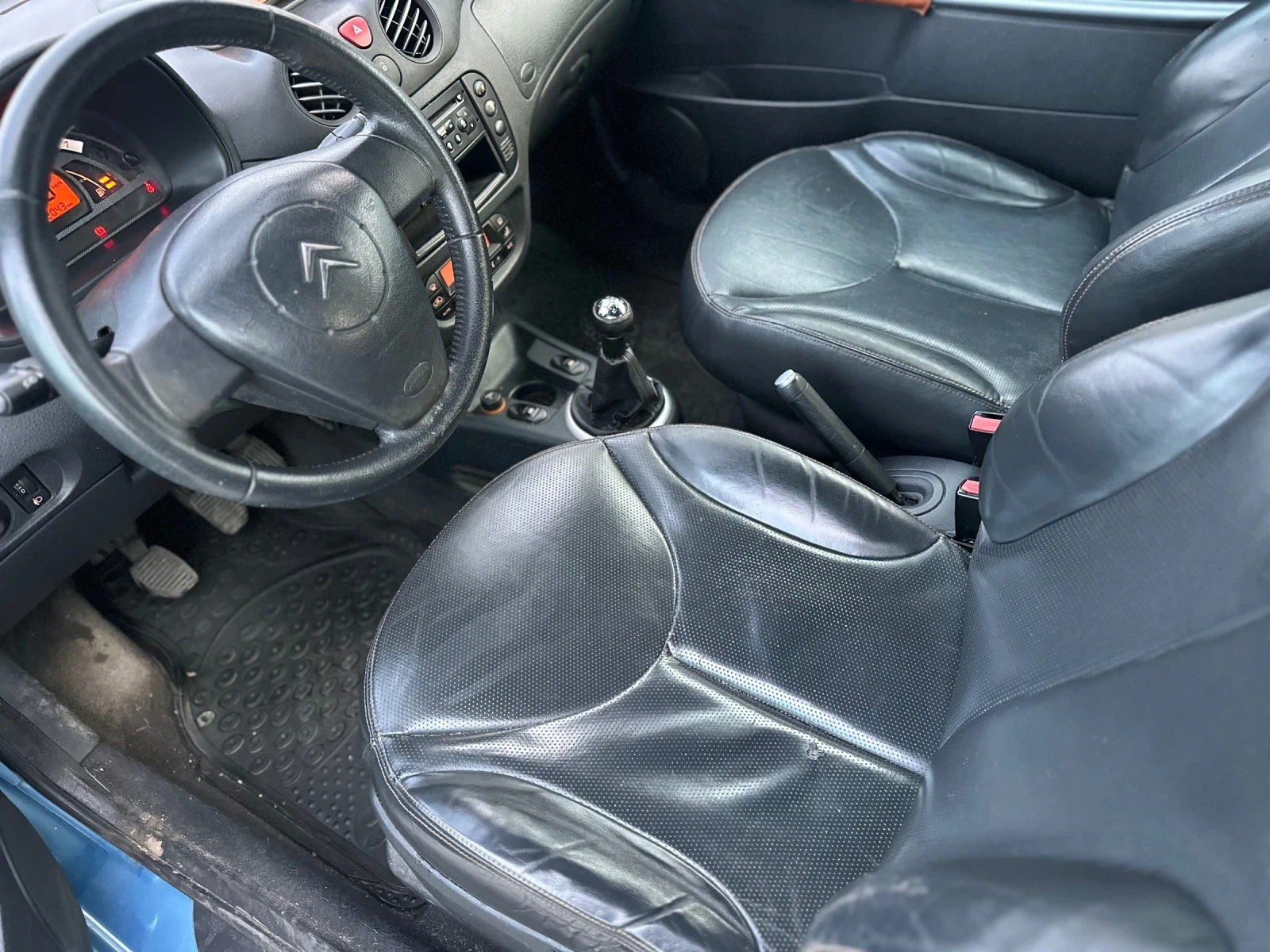 Citroen C3 Pluriel 1.4 73hp, снимка 13 - Автомобили и джипове - 54195576