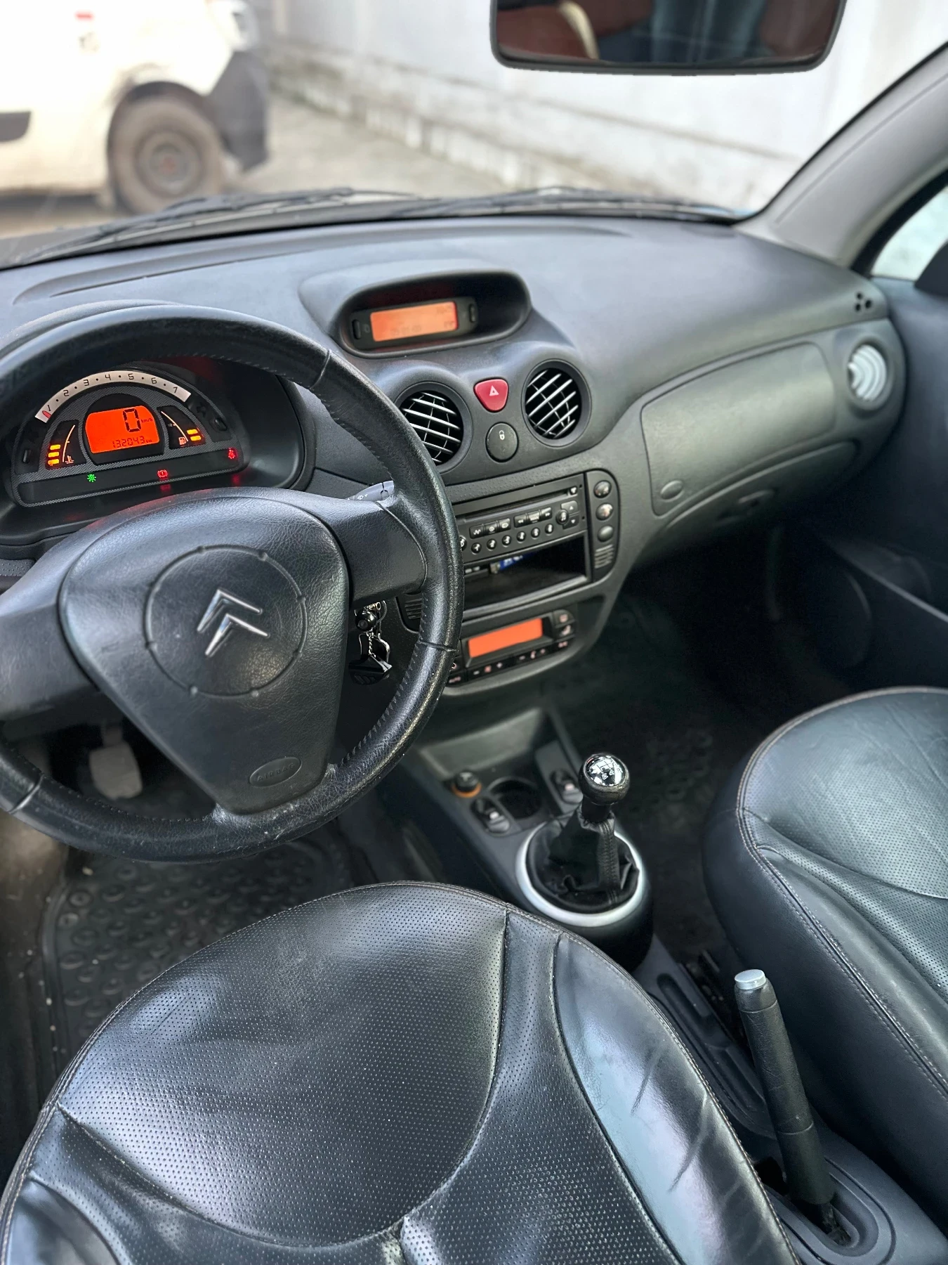 Citroen C3 Pluriel 1.4 73hp, снимка 12 - Автомобили и джипове - 54195576