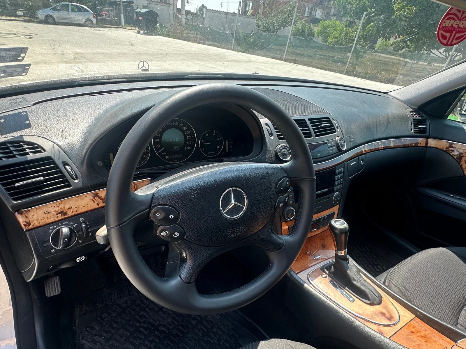 Mercedes-Benz E 280, снимка 4 - Автомобили и джипове - 54827488