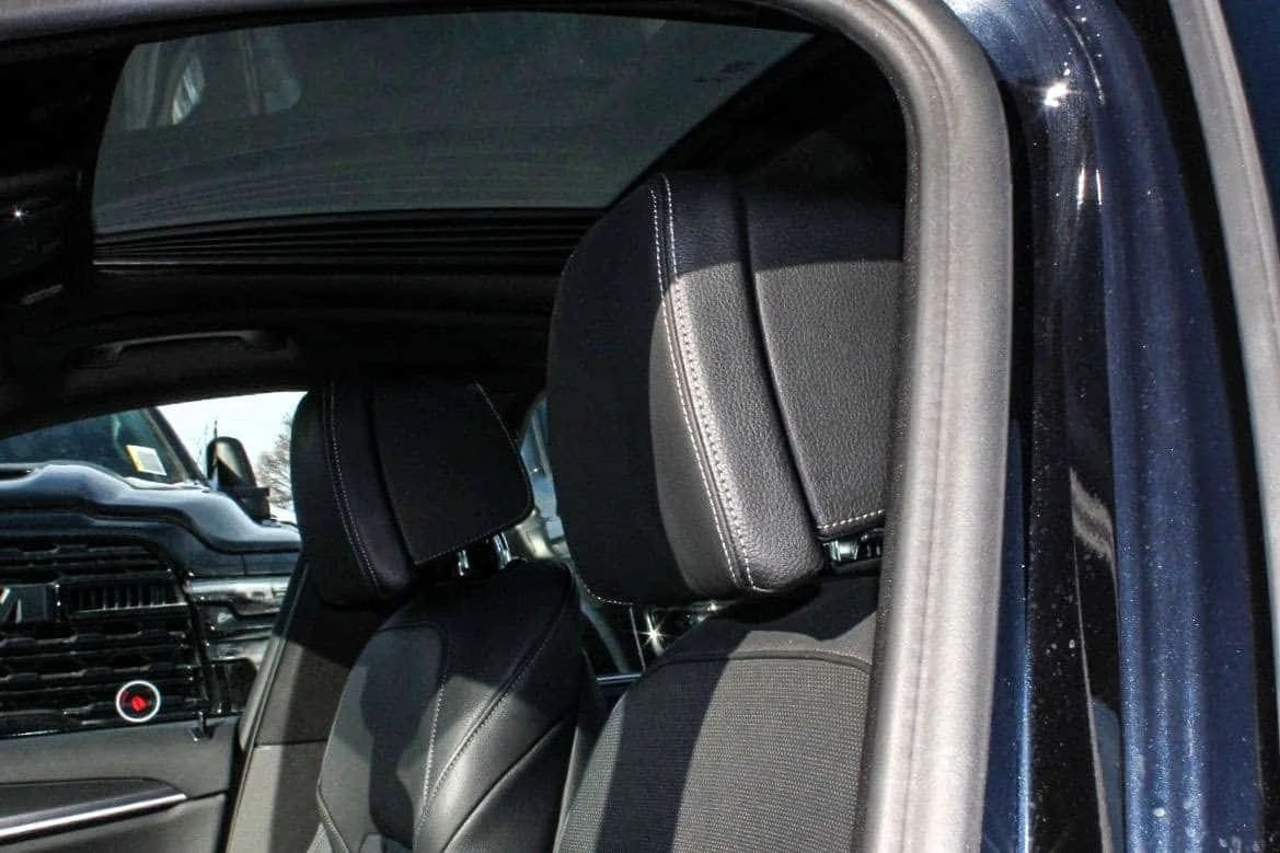 BMW 530 * M Sport | Gps| BkpCam| HtdSeats| * CARFAX * ЦЕНА, снимка 15 - Автомобили и джипове - 54805234