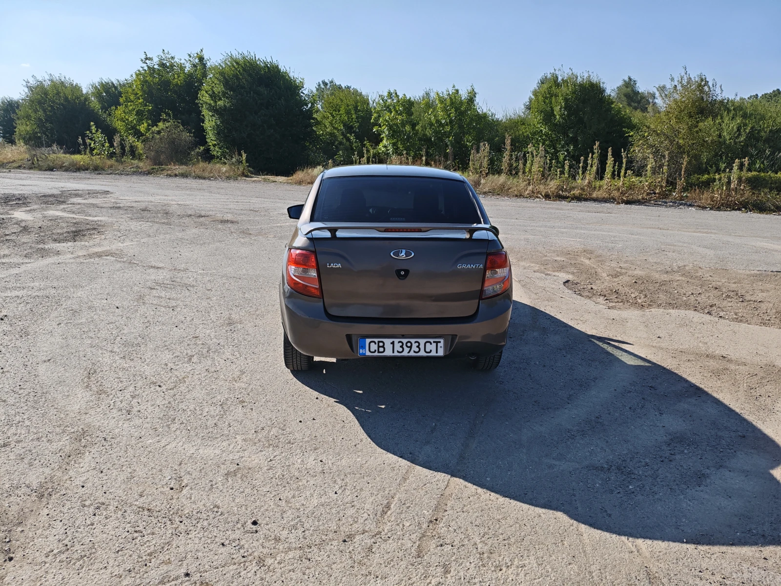 Lada Granta 1.6 16V/ Климатроник/ Газ/ Обслужена, снимка 4 - Автомобили и джипове - 54893994