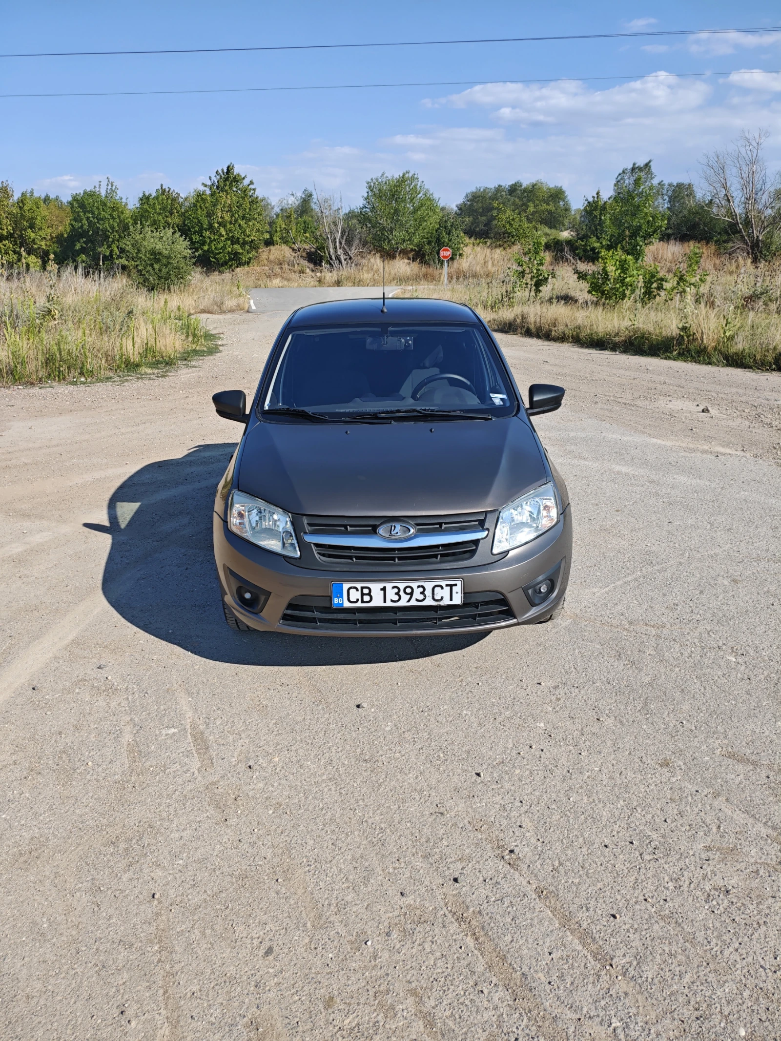 Lada Granta 1.6 16V/ Климатроник/ Газ/ Обслужена, снимка 6 - Автомобили и джипове - 54893994