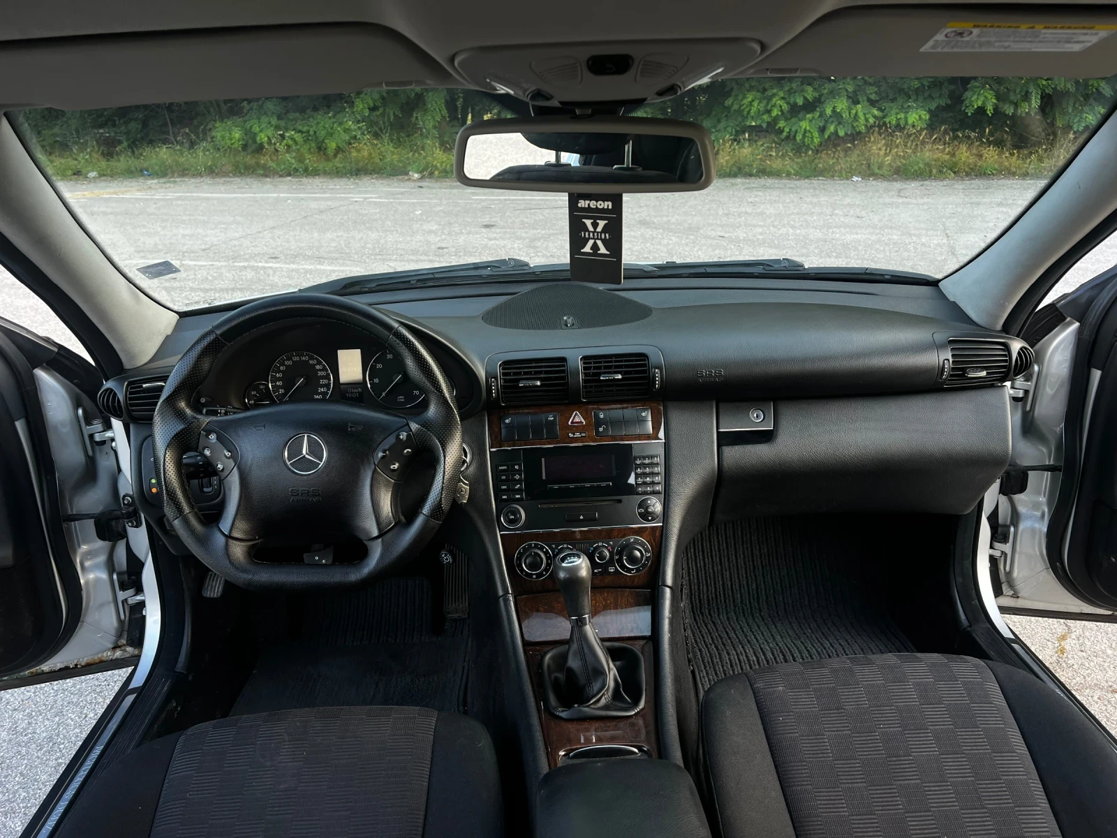 Mercedes-Benz C 180 Kompressor LPG Face-lift, снимка 9 - Автомобили и джипове - 54987049