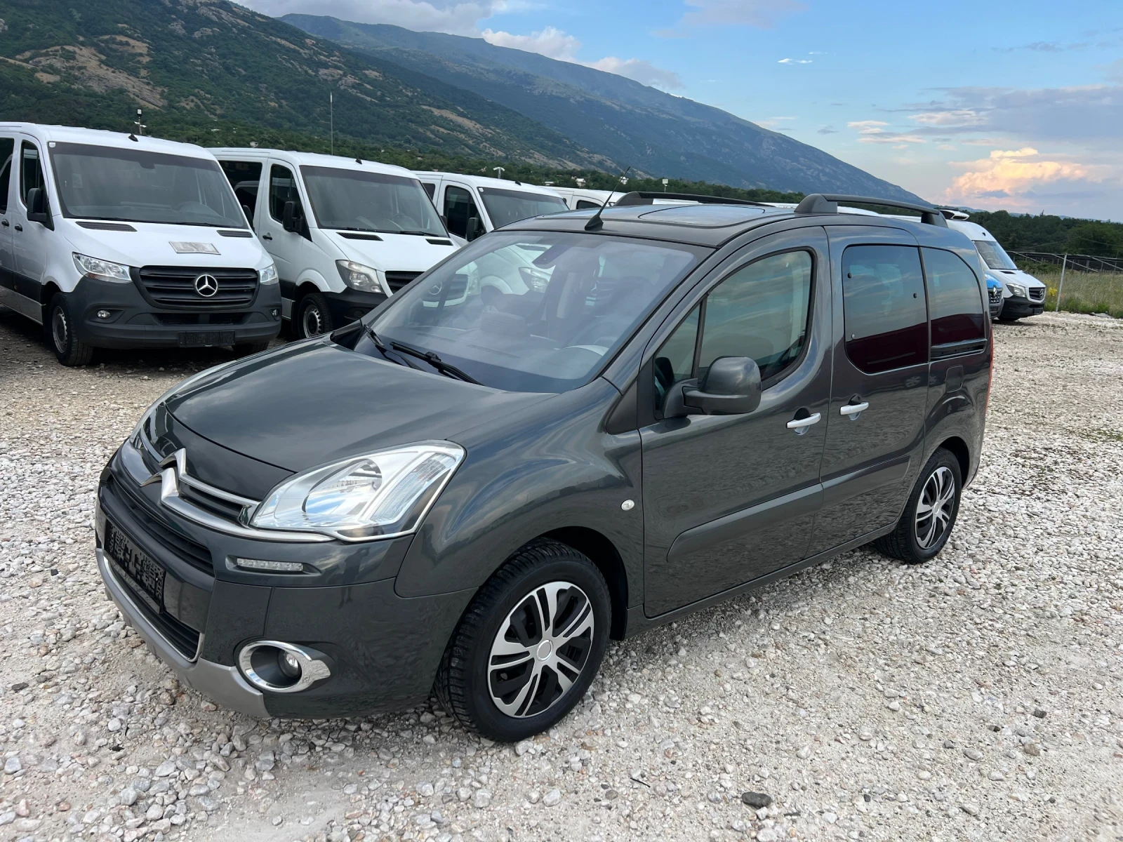 Citroen Berlingo XTR Facelirt 1, 6 HDI., снимка 2 - Автомобили и джипове - 55148858