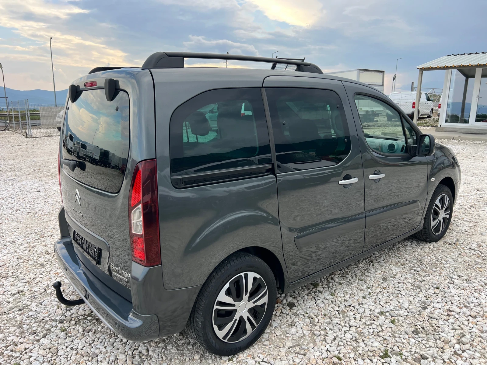 Citroen Berlingo XTR Facelirt 1, 6 HDI., снимка 5 - Автомобили и джипове - 55148858