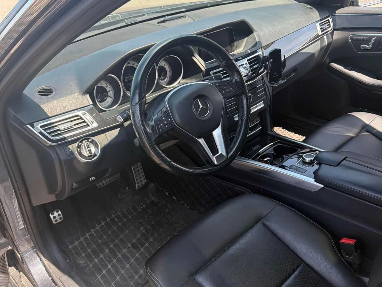 Mercedes-Benz E 250 BlueTEC | CARFAX | АВТОКРЕДИТ БЕЗ ПЪРВОНАЧАЛНА , снимка 7 - Автомобили и джипове - 55420023
