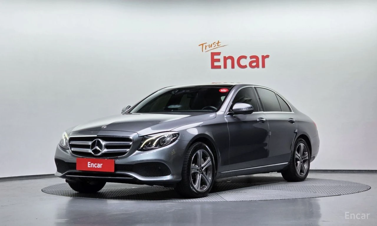 Mercedes-Benz E 300 ДИГИТАЛНО* ТАБЛО* BURMESTER* 360КАМЕРА* LANE* ASSI
