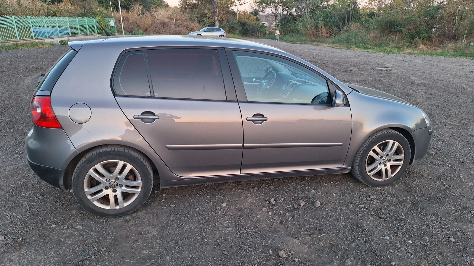 VW Golf, снимка 14 - Автомобили и джипове - 56466336