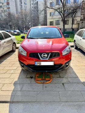 Nissan Qashqai 1.6 Перфетен!! , снимка 2