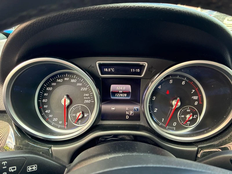 Mercedes-Benz GLE 400 4MATIC* AMG-pack* Distr* Multibeam* Harman* 360* , снимка 5 - Автомобили и джипове - 52317812