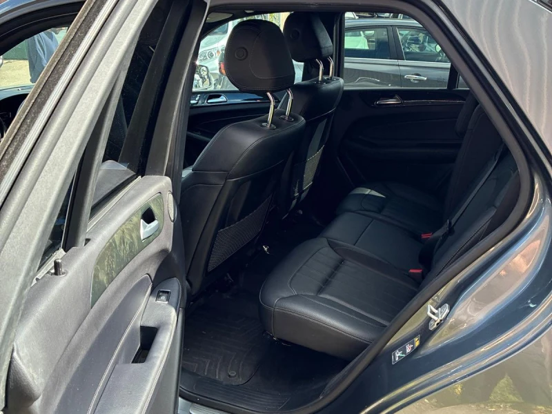 Mercedes-Benz GLE 400 4MATIC* AMG-pack* Distr* Multibeam* Harman* 360* , снимка 11 - Автомобили и джипове - 52317812