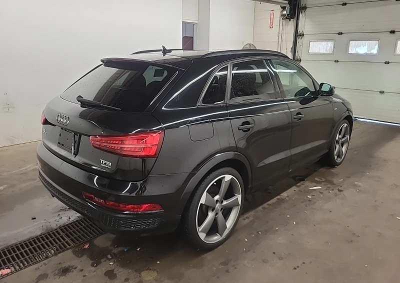Audi Q3 TECHNIK, снимка 3 - Автомобили и джипове - 52392344