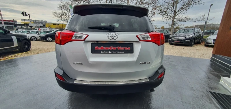 Toyota Rav4 2.0 D-4D 4WD, снимка 5 - Автомобили и джипове - 52582101