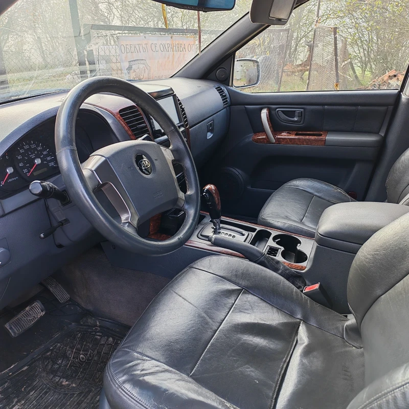 Kia Sorento, снимка 7 - Автомобили и джипове - 52641507
