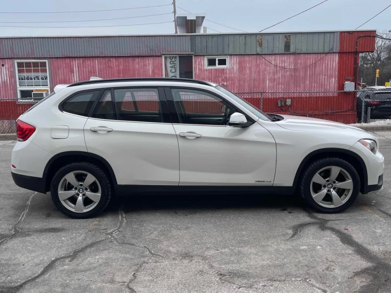 BMW X1 * xDrive28i * CARFAX * БЕЗ ПЪРВОНАЧАЛНА ВНОСКА, снимка 3 - Автомобили и джипове - 53091553