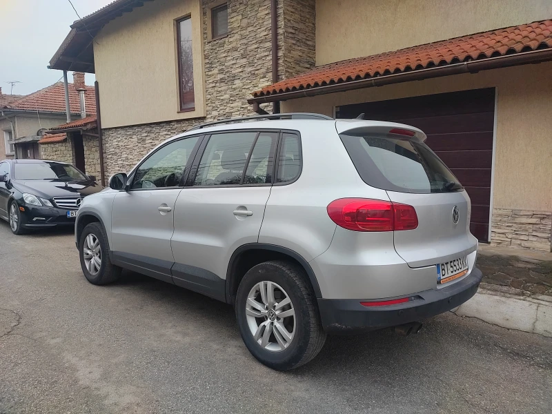 VW Tiguan 2.0 TDI 4Motion (140 000 km), снимка 4 - Автомобили и джипове - 53480211