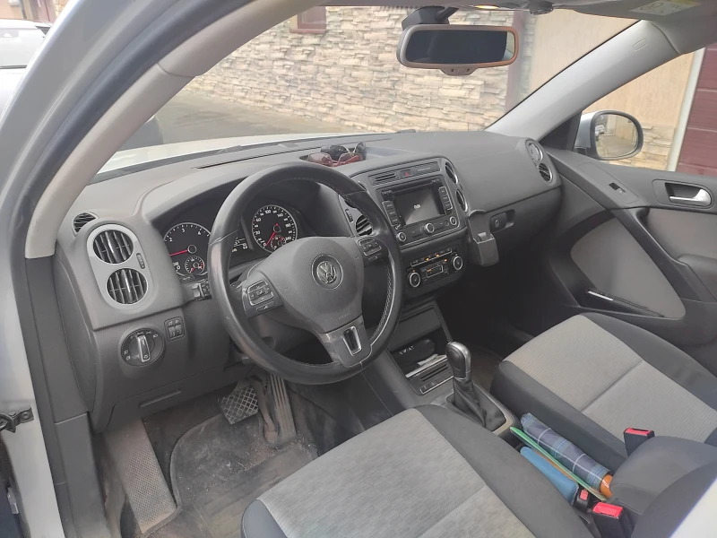 VW Tiguan 2.0 TDI 4Motion (140 000 km), снимка 9 - Автомобили и джипове - 53480211