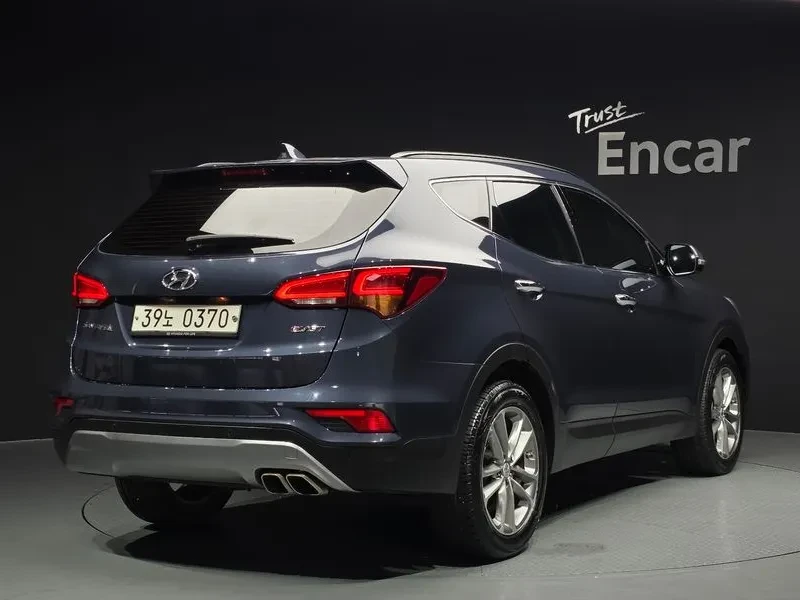 Hyundai Santa fe 2.0 2WD EXCLUSIVE, снимка 2 - Автомобили и джипове - 55801004