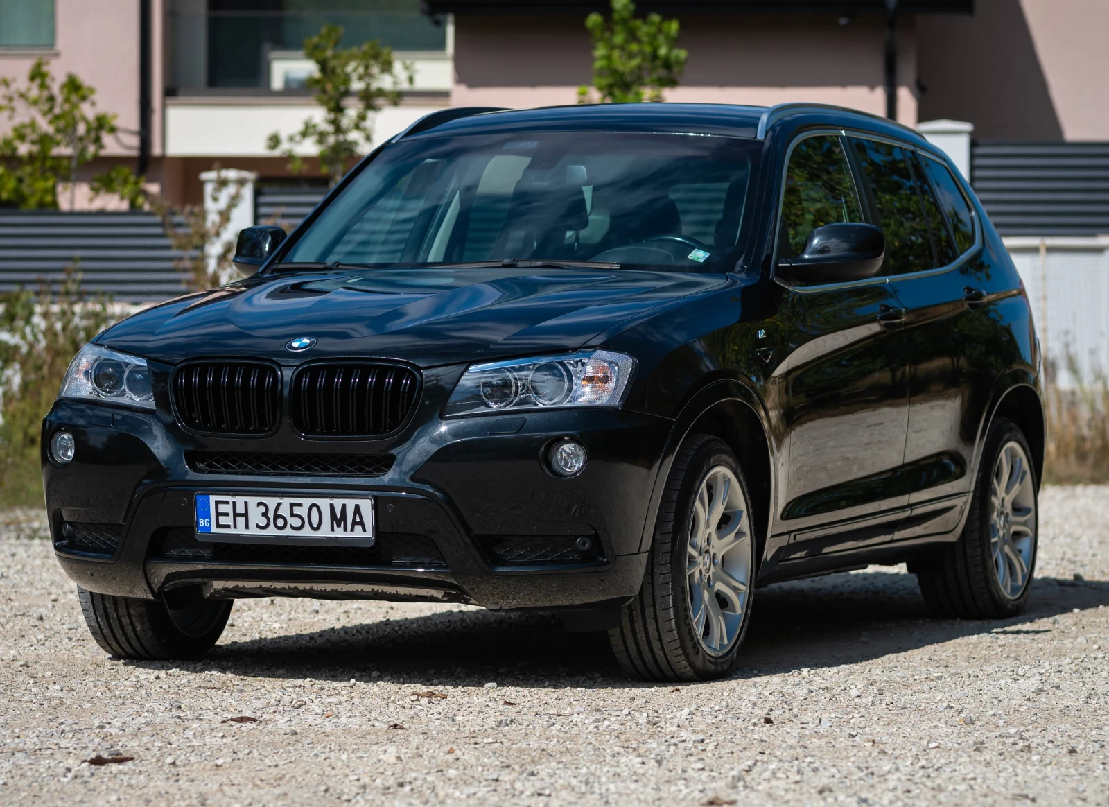 BMW X3 2.0i xDrive - изображение 2