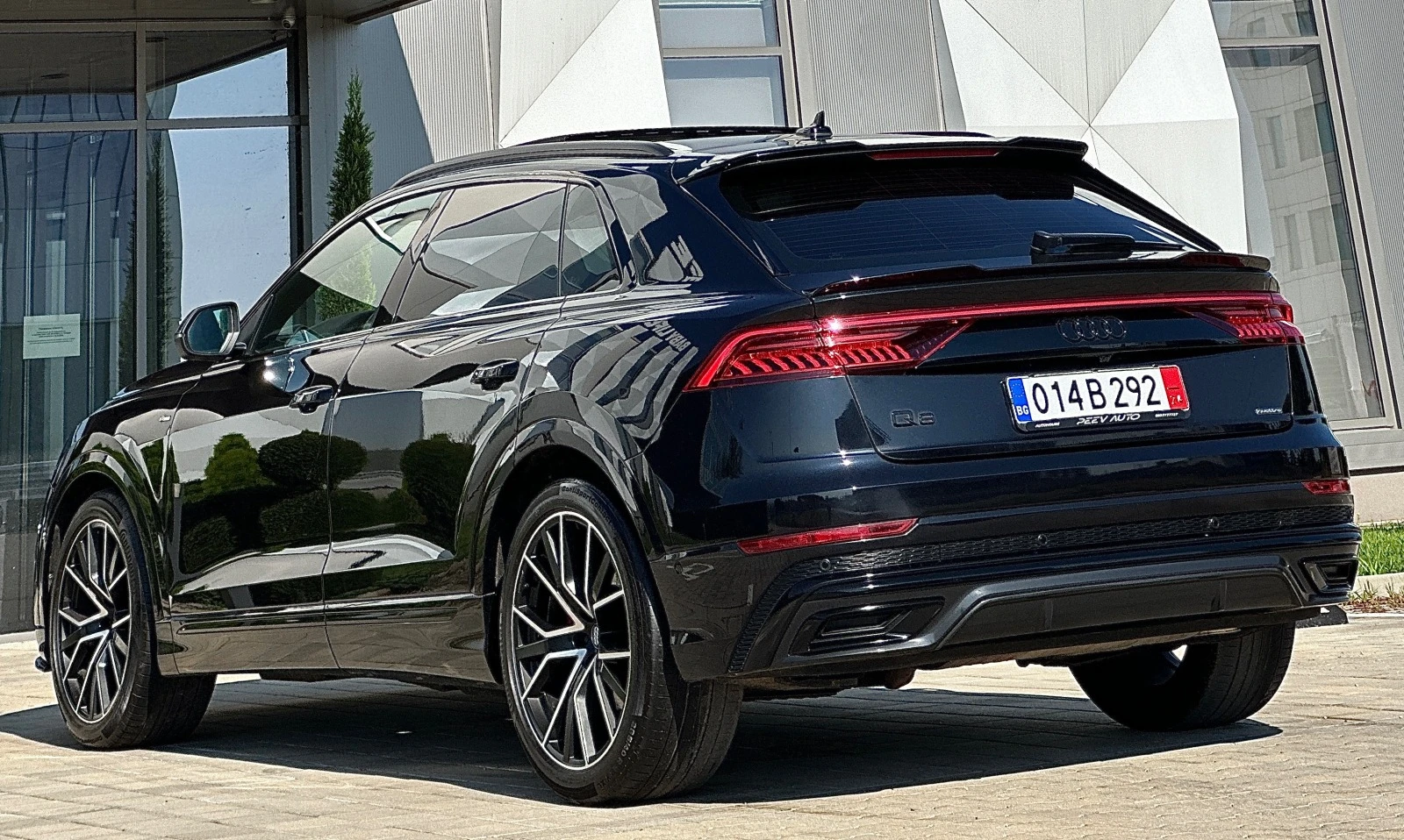 Audi Q8 5.0TDI#3xSLINE#B&O#MATRIX-LASER#PODGREV#OBDUH#PANO - изображение 6