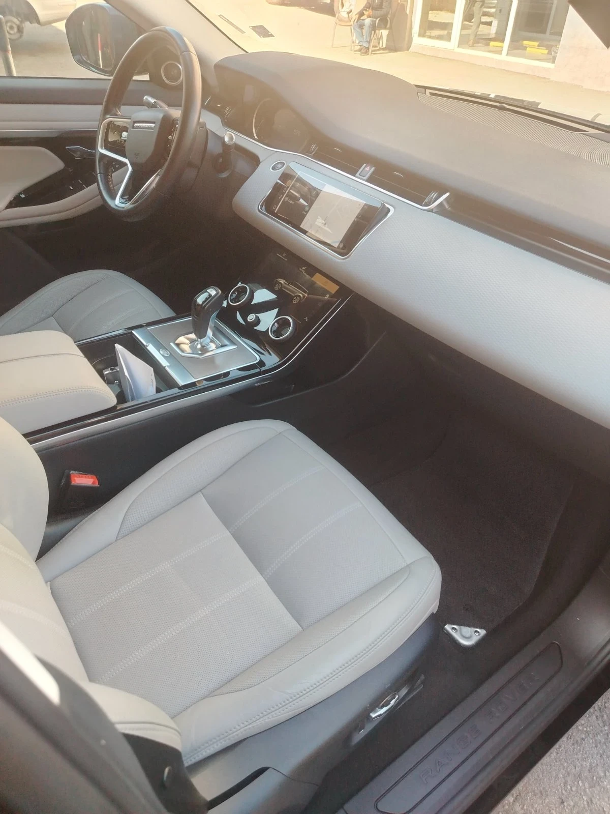 Land Rover Range Rover Evoque  Plug-in hibrid 309кс. НОВА.... | Mobile.bg — изображение 15