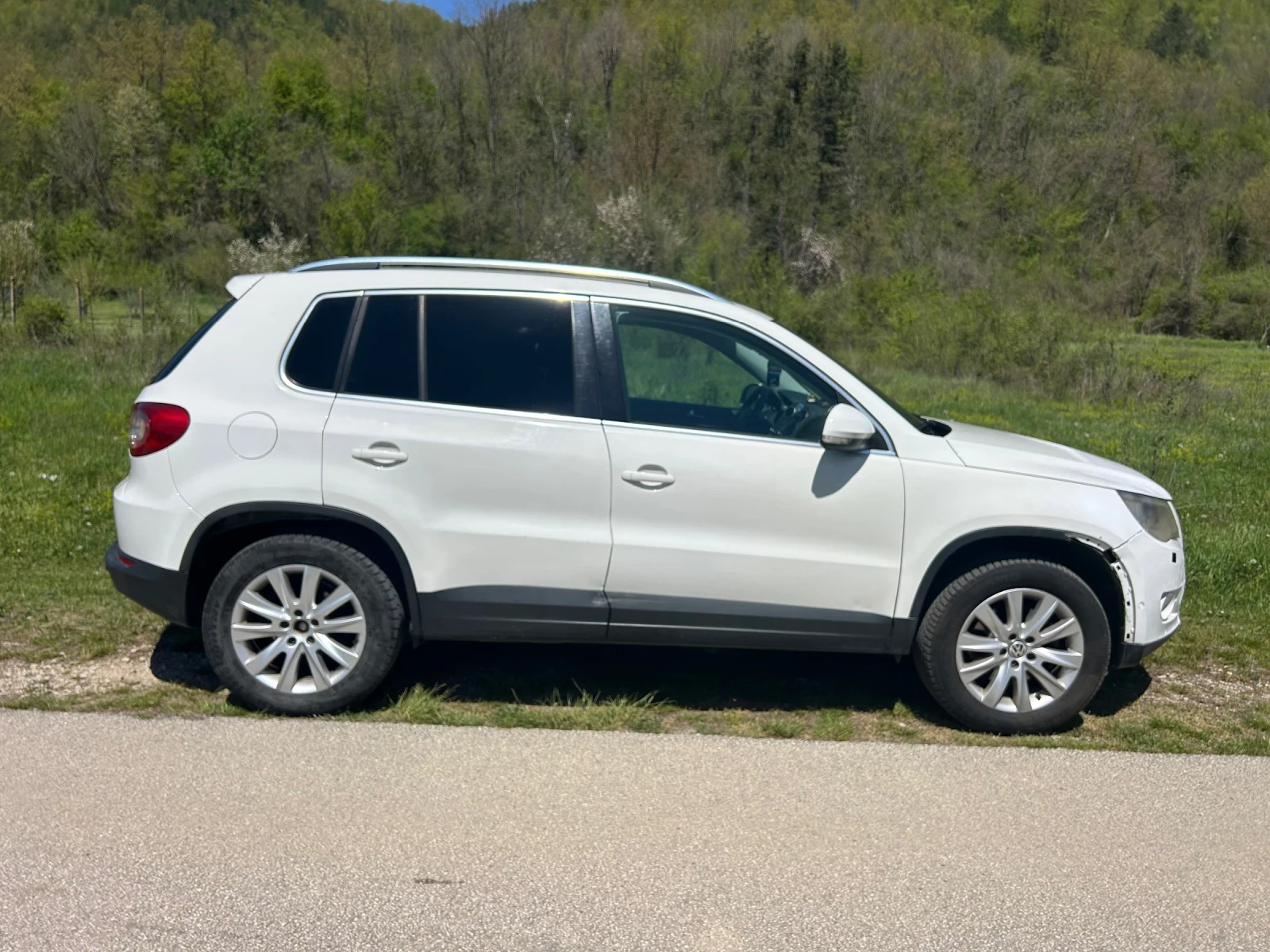 VW Tiguan 4motion, снимка 4 - Автомобили и джипове - 54330929