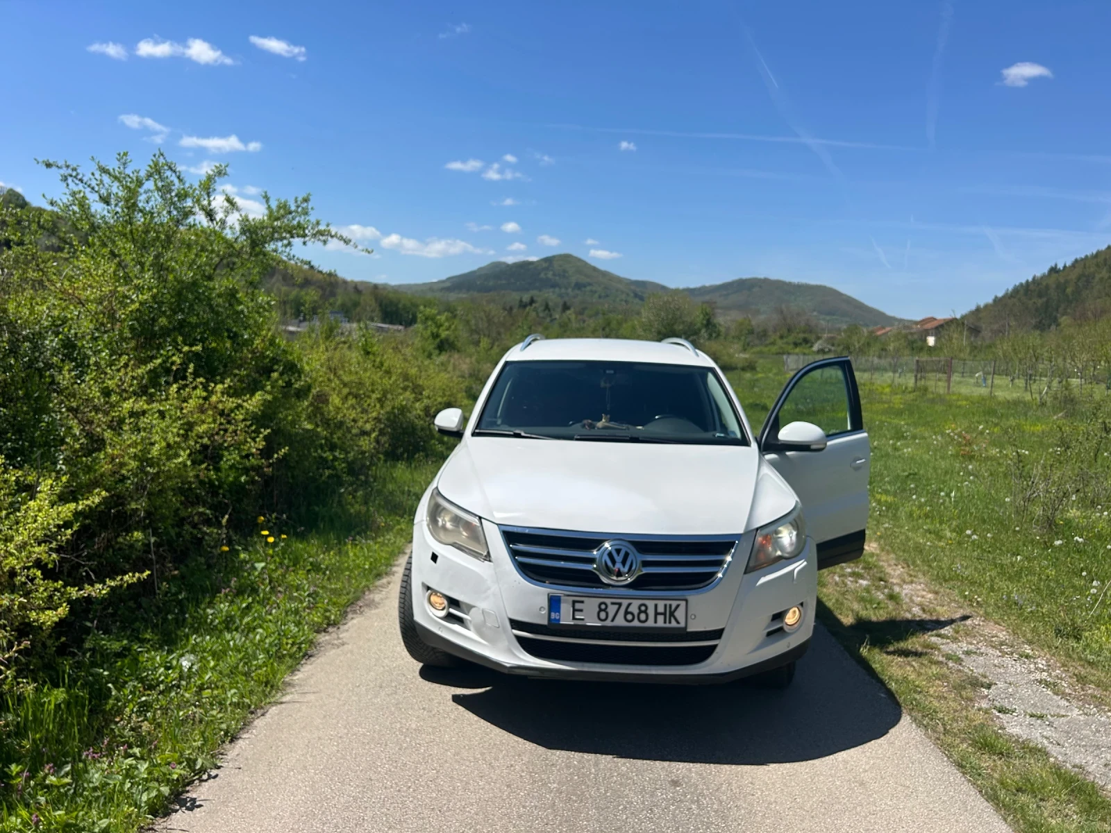 VW Tiguan 4motion, снимка 17 - Автомобили и джипове - 54330929