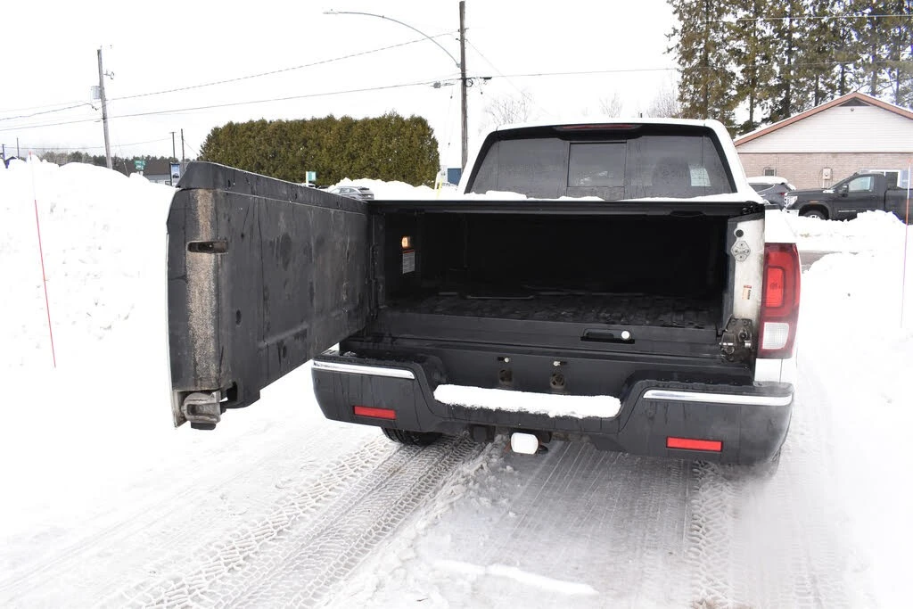 Honda Ridgeline EX-L* AWD* АвтоКредит* (ЦЕНА ДО БГ), снимка 6 - Автомобили и джипове - 54360181