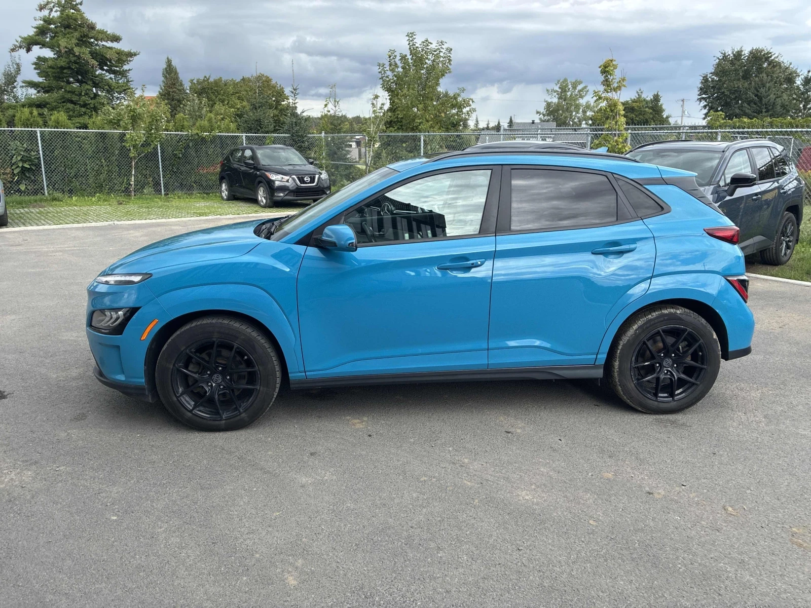 Hyundai Kona Ultimate* Back cam* H&K* Шибидах* Lane assist* Обд, снимка 2 - Автомобили и джипове - 55973451