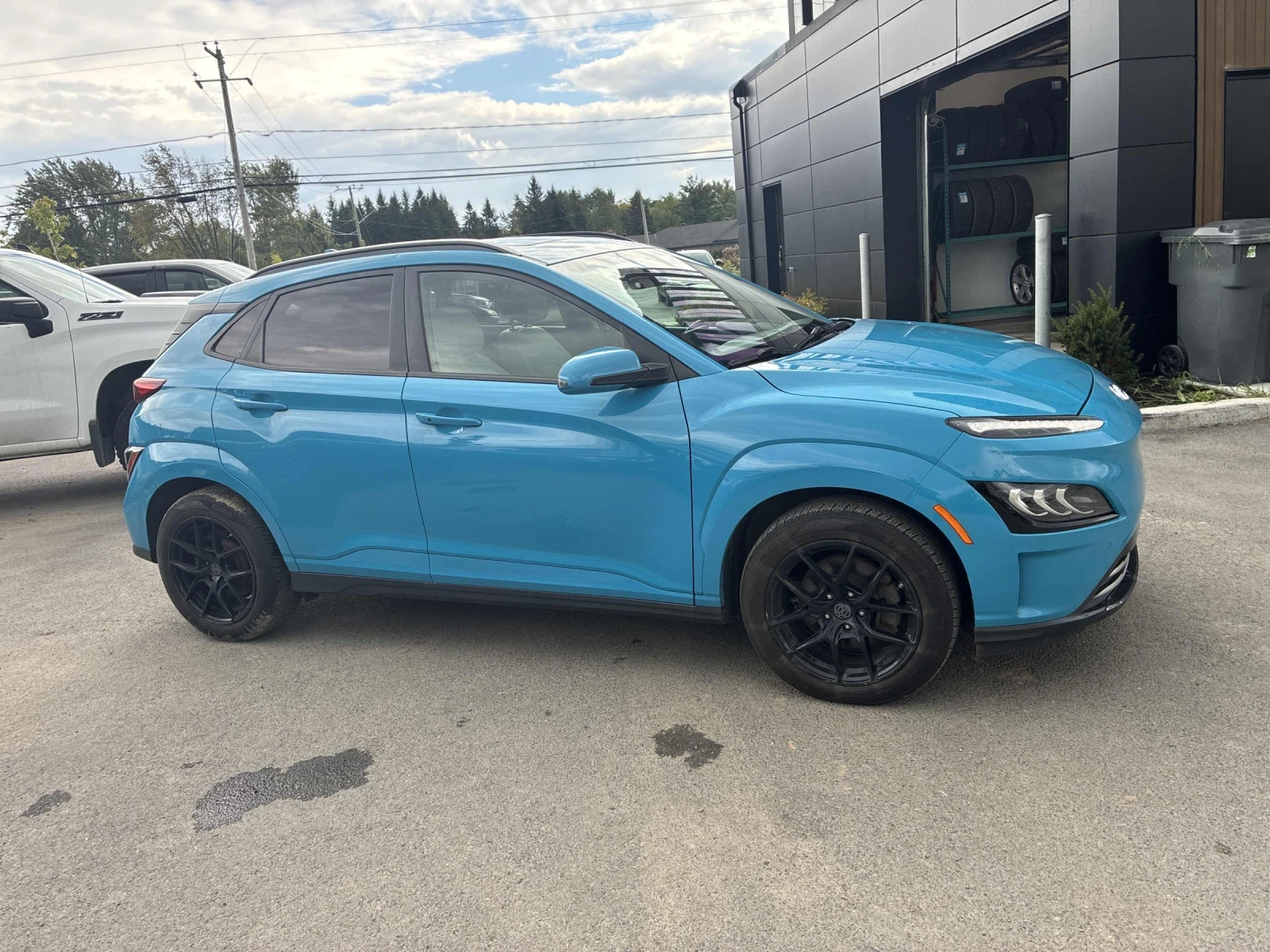 Hyundai Kona Ultimate* Back cam* H&K* Шибидах* Lane assist* Обд, снимка 4 - Автомобили и джипове - 55973451