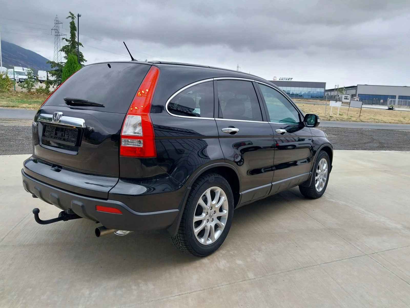 Honda Cr-v 2.0i -VTEC* EXECUTIVE/4x4/Кожа/Panorama* full, снимка 4 - Автомобили и джипове - 56238373