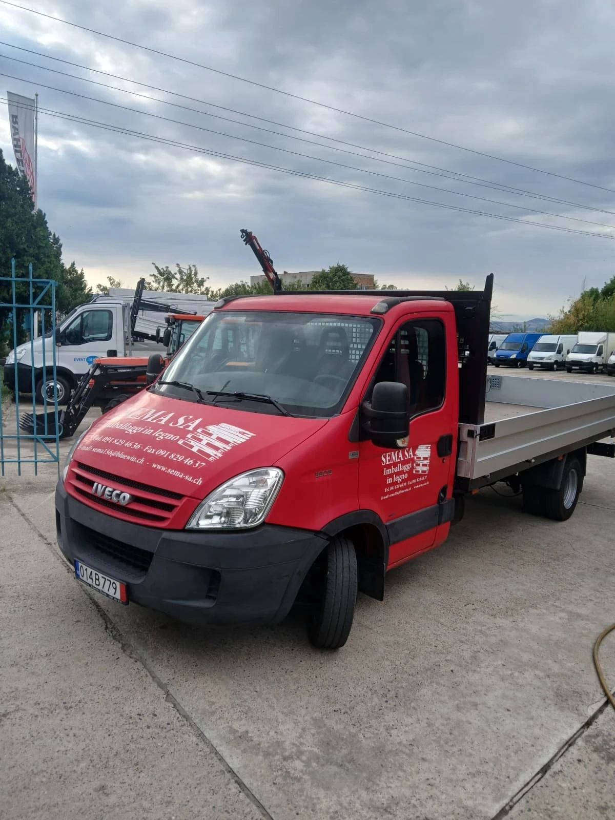 Iveco Daily 3.0HPI* Климатик* 4.90 метра каросерия - изображение 2