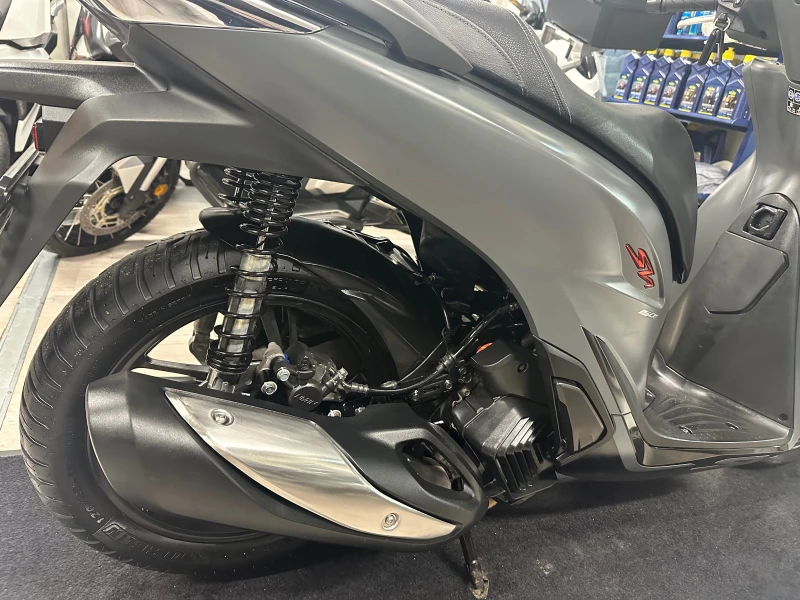 Honda Sh 150i ABS/TC/LED 12.2021г., снимка 15 - Мотоциклети и мототехника - 53036047