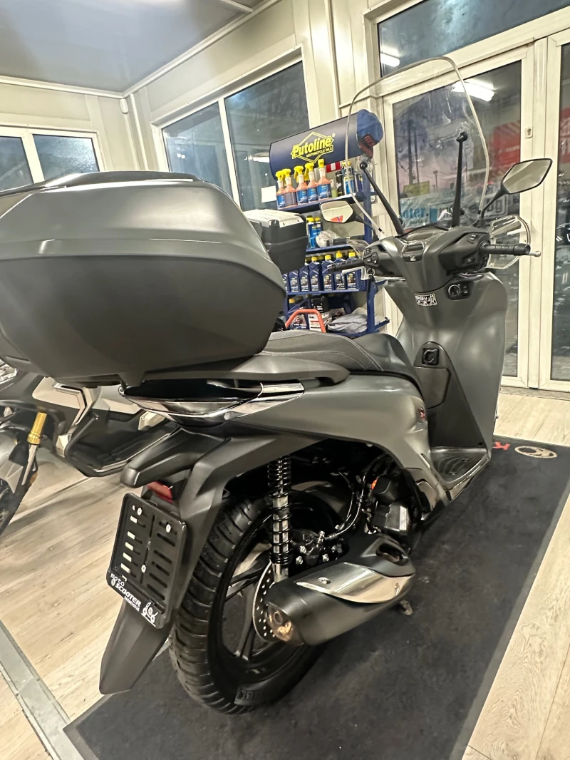 Honda Sh 150i ABS/TC/LED 12.2021г., снимка 12 - Мотоциклети и мототехника - 53036047