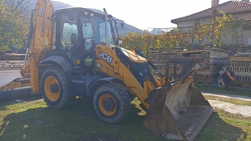 Багер JCB 3CX ECO, снимка 3 - Индустриална техника - 49374685