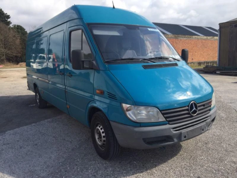 Електрическа система за Mercedes-Benz Sprinter, снимка 1 - Части - 49501921