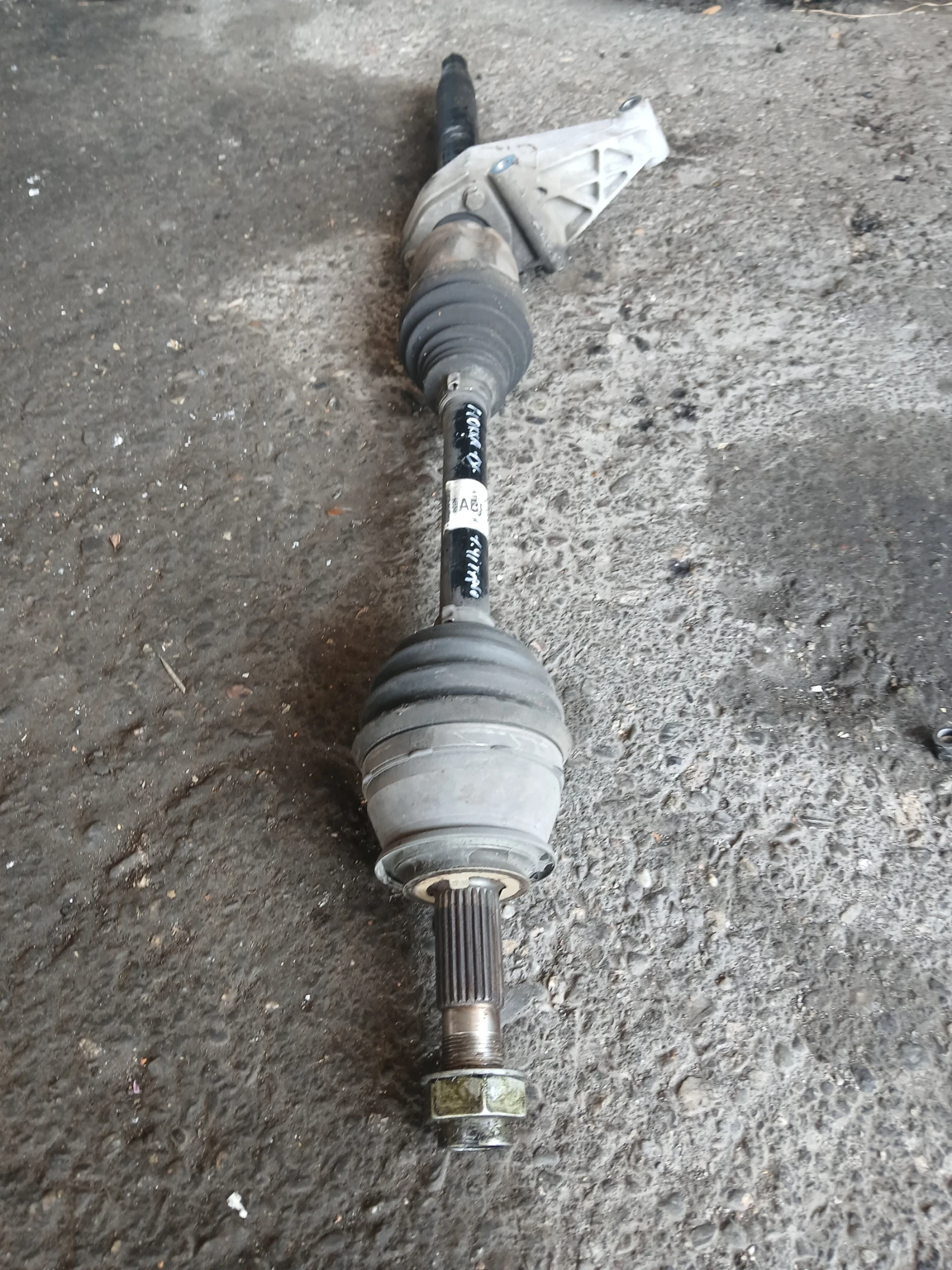 94560848 полуоска дясна Opel Mokka 1.4 турбо бензин 2013г , снимка 2 - Части - 55652590