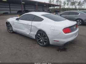 Ford Mustang 5l Gt Premium, снимка 3
