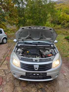 Обява за продажба на Dacia Sandero 1.4I КЛИМАТИК ~3 499 лв. - изображение 1