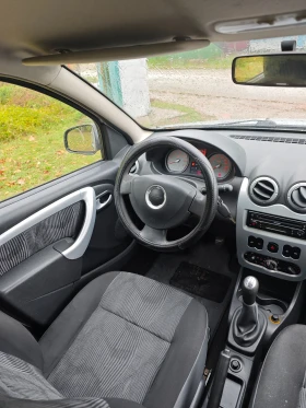 Обява за продажба на Dacia Sandero 1.4I КЛИМАТИК ~3 499 лв. - изображение 5