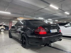 Mercedes-Benz E 55 AMG ОБДУХ * ПАНО * ХЕД ЪП * ФИКСИРАНА ЦЕНА ДО БЪЛГАРИЯ | Auto.bg — изображение 2